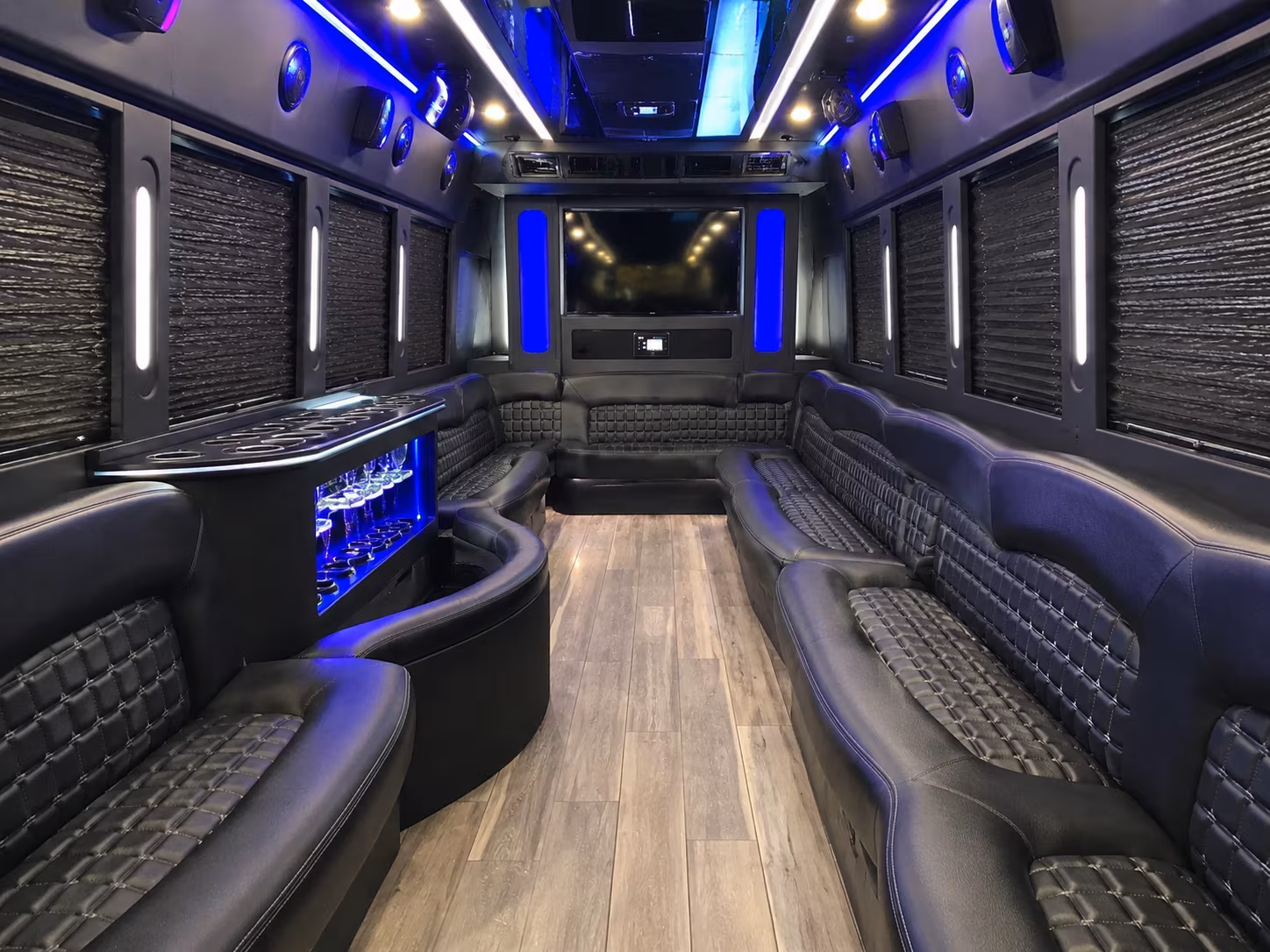affordable fort lauderdale prom party bus prices split across your group