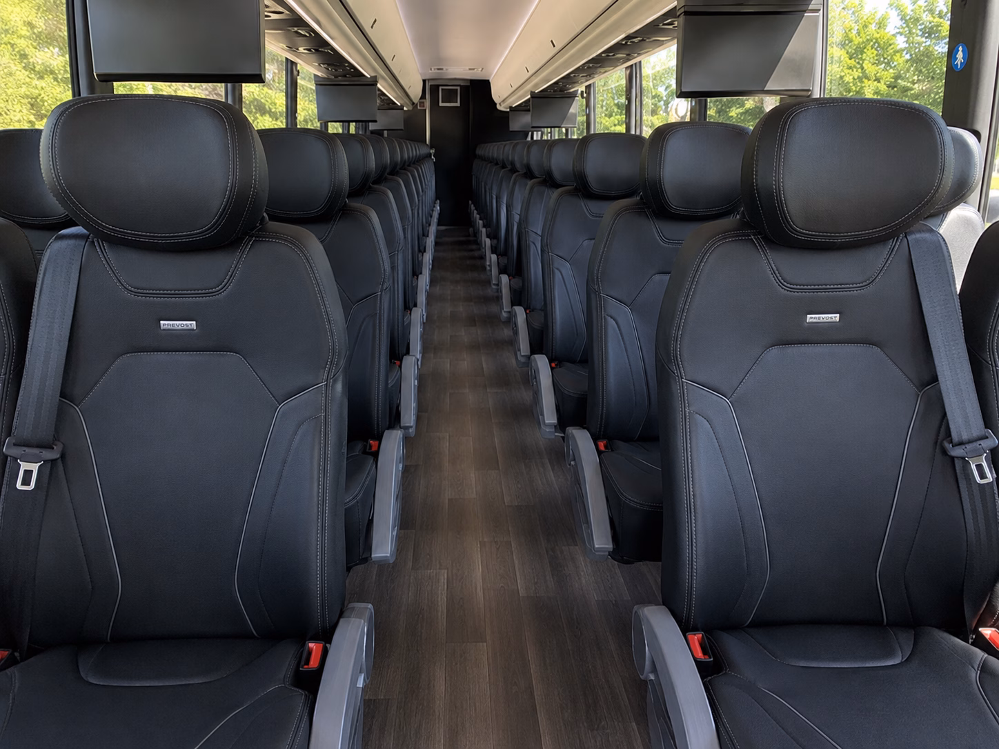 fll airport shuttles for out of town wedding guests
