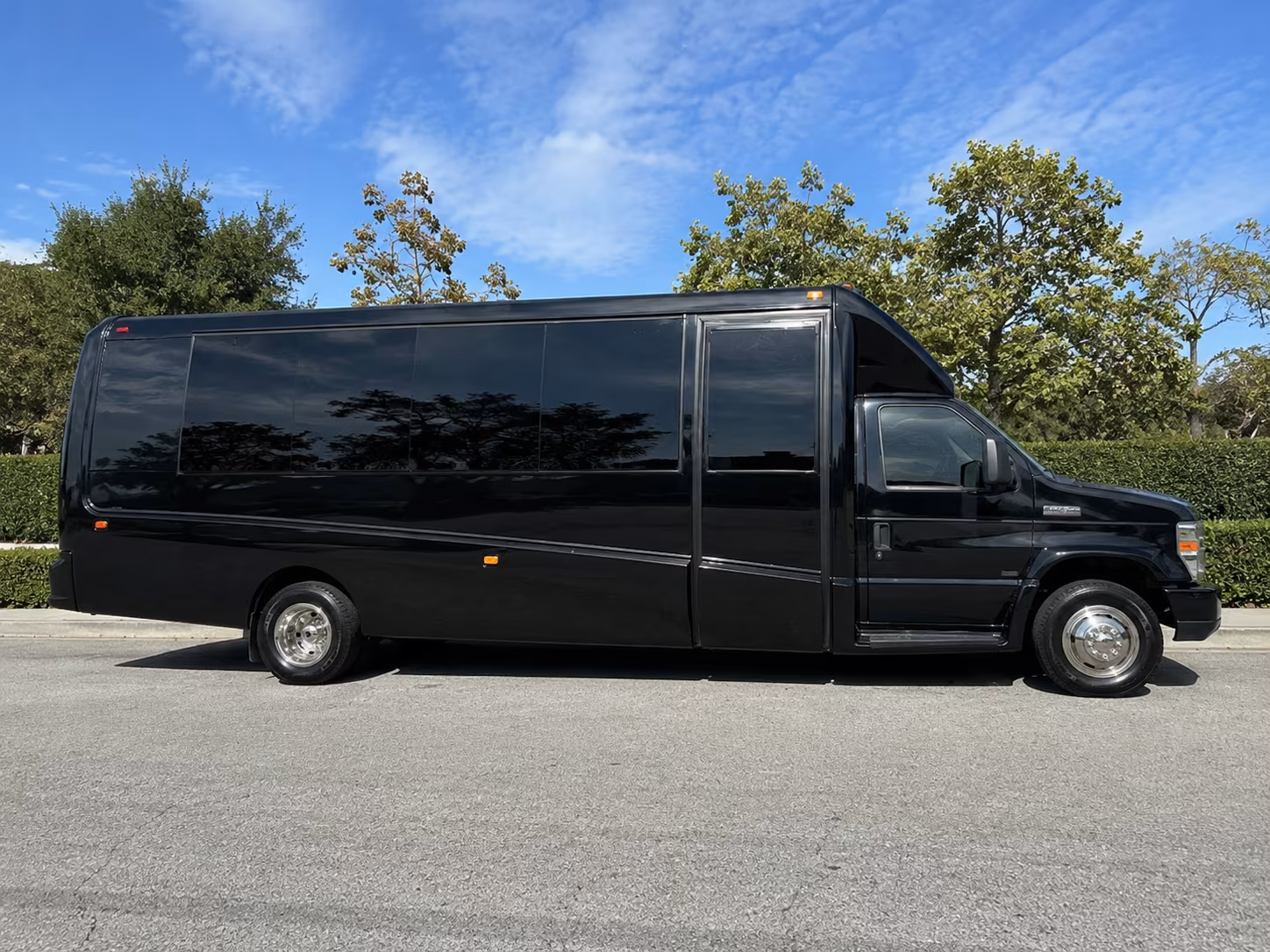 fort lauderdale parking shuttle and park and ride bus rentals